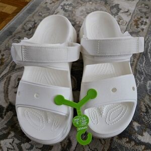 Crocs Platform White Sandals Women's Size 8
